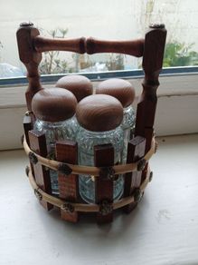 Cute Vintage Herb Jars Basket