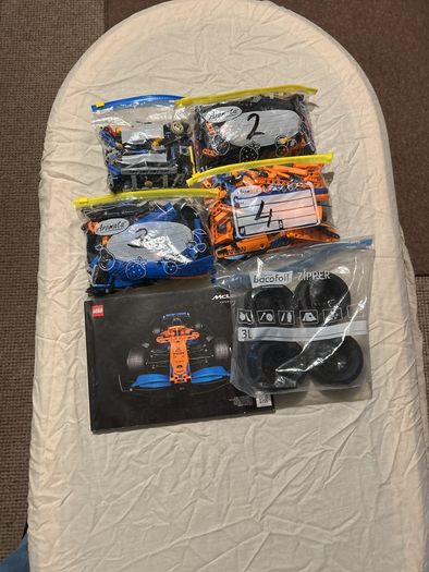 lego technic 42141 McLaren F1 car