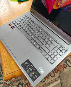 Acer Aspire RYZEN AI 5 16gb 1tb 16 Oled