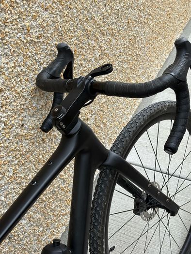 Light carbon custom gravel bike for sale size m