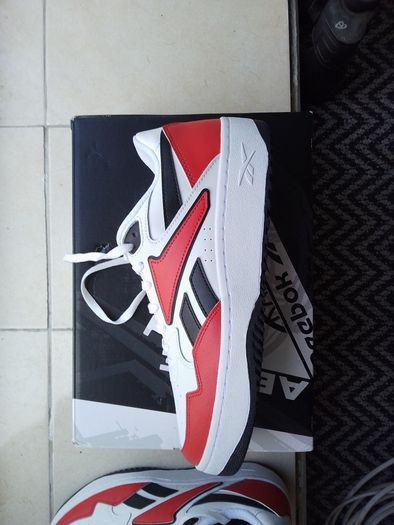 Reebok ATR chill 9.5uk