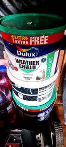 Dulux white paint