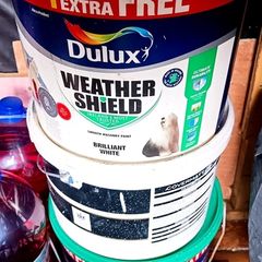 Dulux white paint