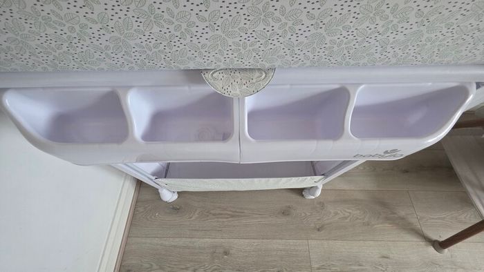 Baby changing unit & baby crib bundle