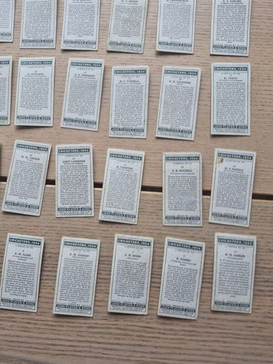 Cricketers 1934 serie of 50 full Set John Players  Cigarette Cards