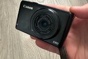 Canon S90