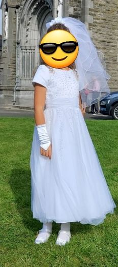 Communion dress, size 7-9 yrs