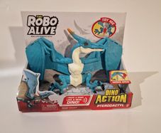ZURU Robo Alive Dino Action Pterodactyl  Robotic Dinosaur Toy with Roar & Wing Movement