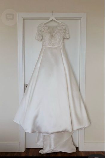 Enzoani Aisling Wedding Dress (Dry cleaned and in original bag)