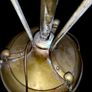 Exquisite large very heavy antique brass lamp Image 4