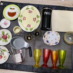 Bundle of Kitchen Items