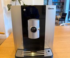 Automatic coffee machine