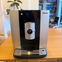 Automatic coffee machine
