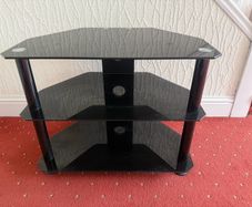 Tempered Glass TV / HiFi Stand