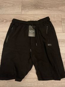 Bohoo Man Shorts Size Small New with tag
