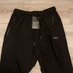 Bohoo Man Shorts Size Small New with tag