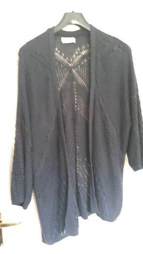 Marks and Spencer 3/4 length sleeves.