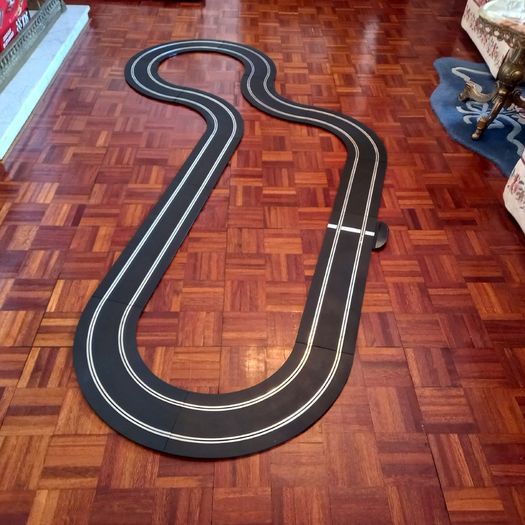 Scalextric Track Rivals set: NEW