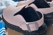 doc marten shoes