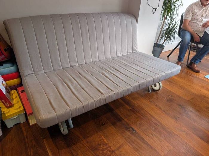 futon