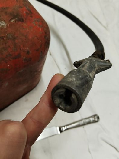 Vintage Mercury Outboard Motor 6hp and Mercury Fuel Tank