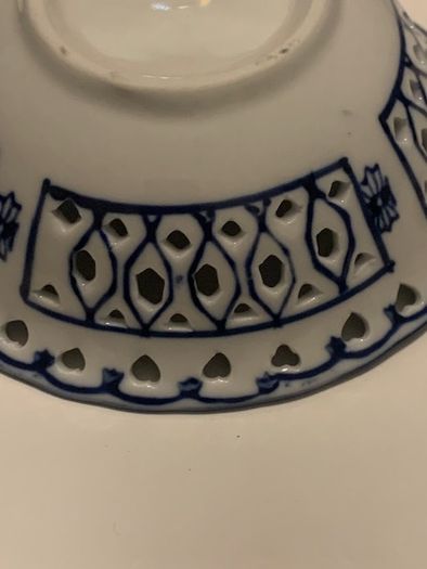 BNWT French porcelain decorative plate ornament with image of Mont St Michel