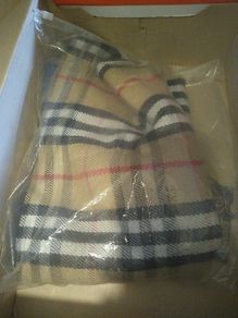 Burberry wide scarf