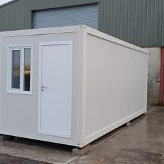 Foldable container rooms