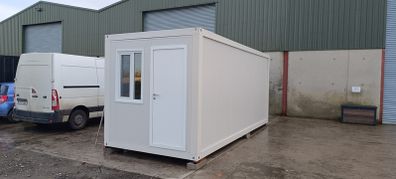 Foldable container rooms