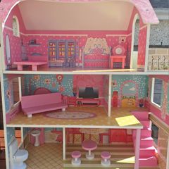 Dolls' house