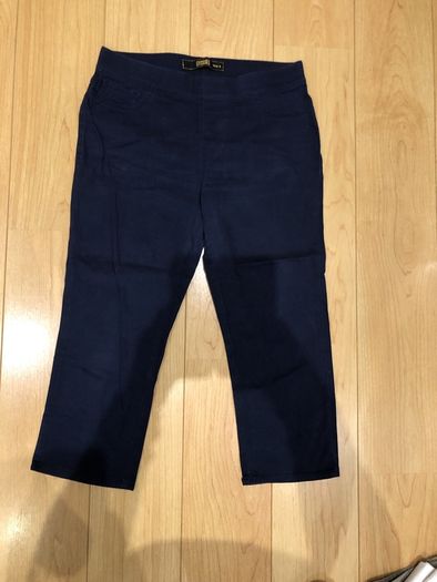 Navy Capri Trousers