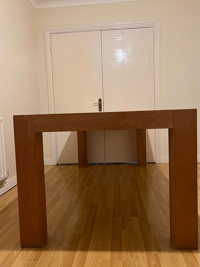 Dinning table