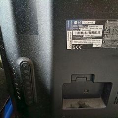 LG TV 42inch + new TV Stand (Hemudu)