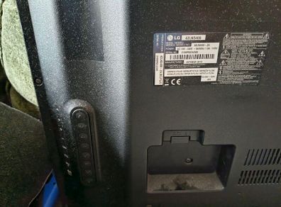 LG TV 42inch + new TV Stand (Hemudu)