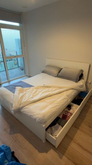 King bed