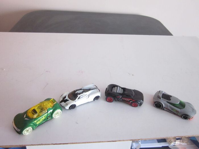 Hot Wheels Car Bundle x15
