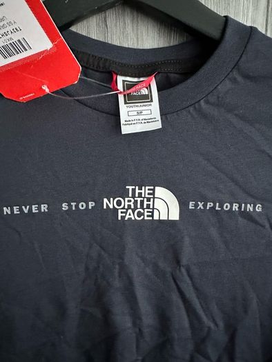 BNWT The North Face Top