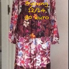 dress Bnwt Byoung floral dress size 12/14 belt not included