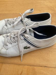 Lacoste kids white sneakers  UK 3 35.5