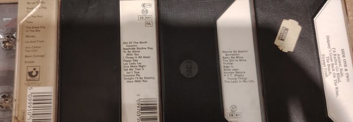 Classic Rock & Pop Cassette Collection - 12 Legends (Pink Floyd, MJ, Queen, Dylan)