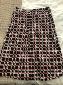skirt river island size 8-10