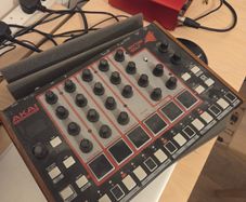 Akai Rhythm Wolf