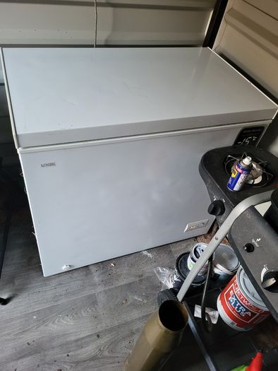 Chest freezer