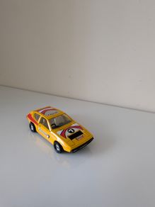 Vintage Corgi Toys 1:36 Lotus Elite No. 301 - Yellow - Made in Gt. Britain