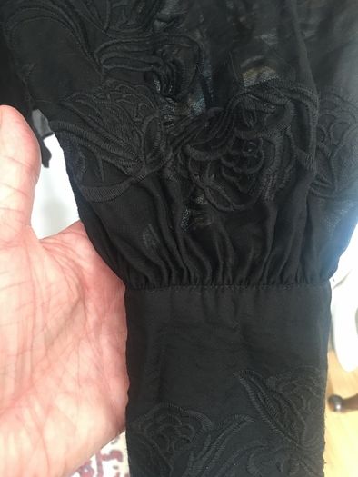 H&M embroidered blouse, new, size L