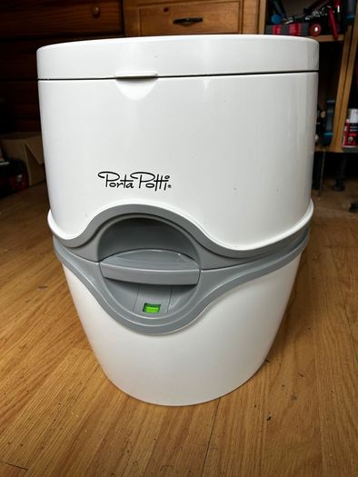 Thetford porta potti 565