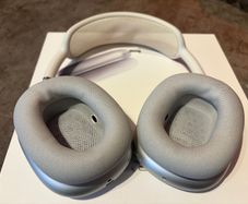 AirPods Max, Silver Lightning