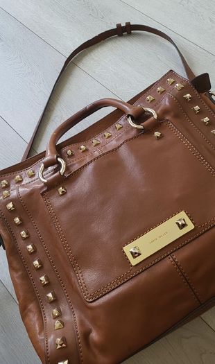 Leather bag