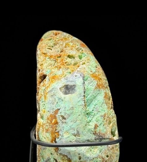 Mineral Form - Green Smithsonite