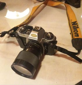 Nikon camera, one careful owner, D18 post 10e